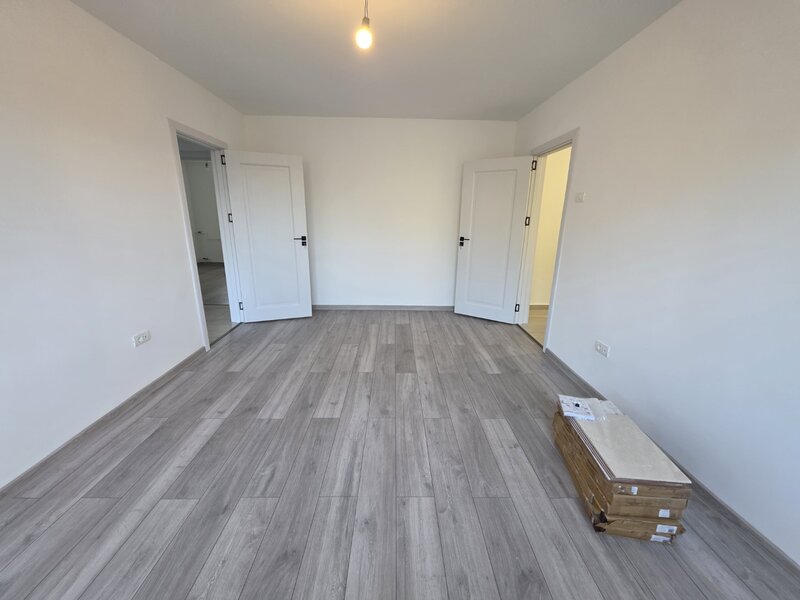 Fetesti, 10 minute metrou 1 Decembrie 1918, zona Jean Steriadi, renovat