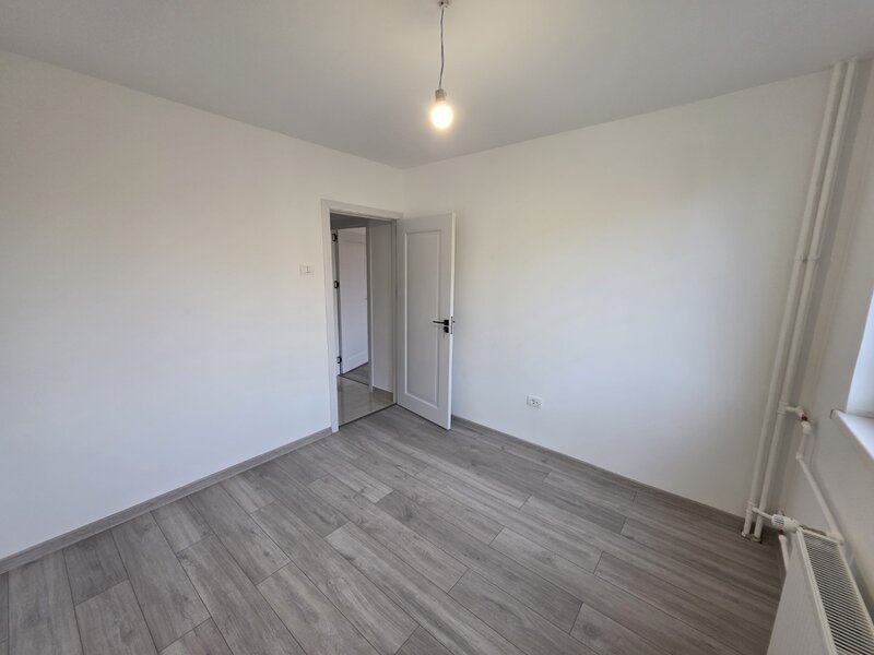 Fetesti, 10 minute metrou 1 Decembrie 1918, zona Jean Steriadi, renovat